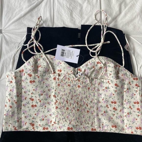 Floral crop top - Picture 2 of 5